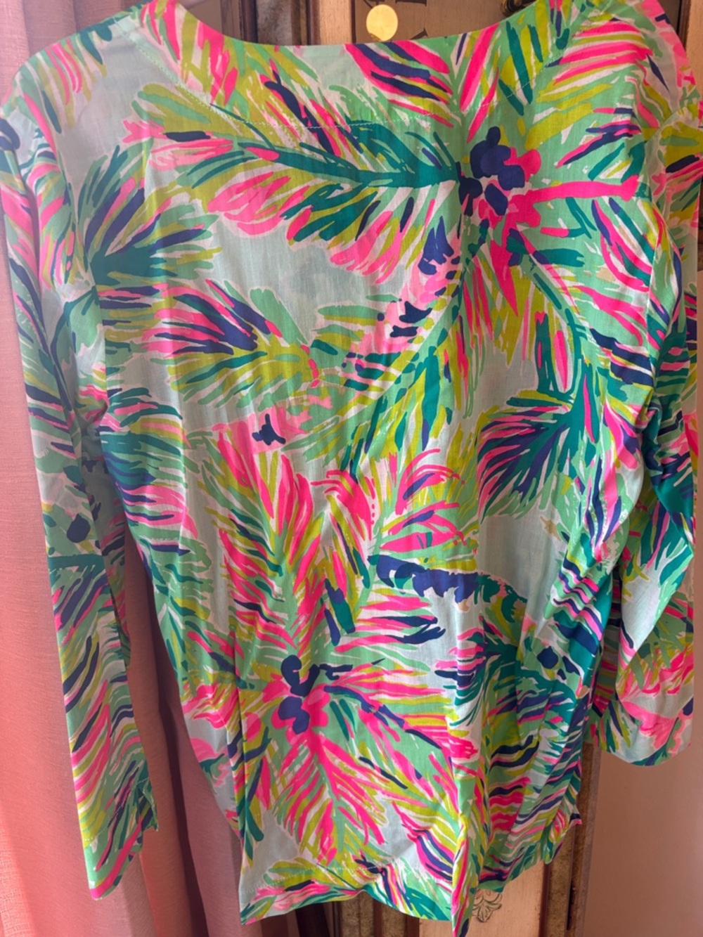 Lilly Pulitzer Multicolor Tropical Print V-Neck Top - Picture 4 of 4